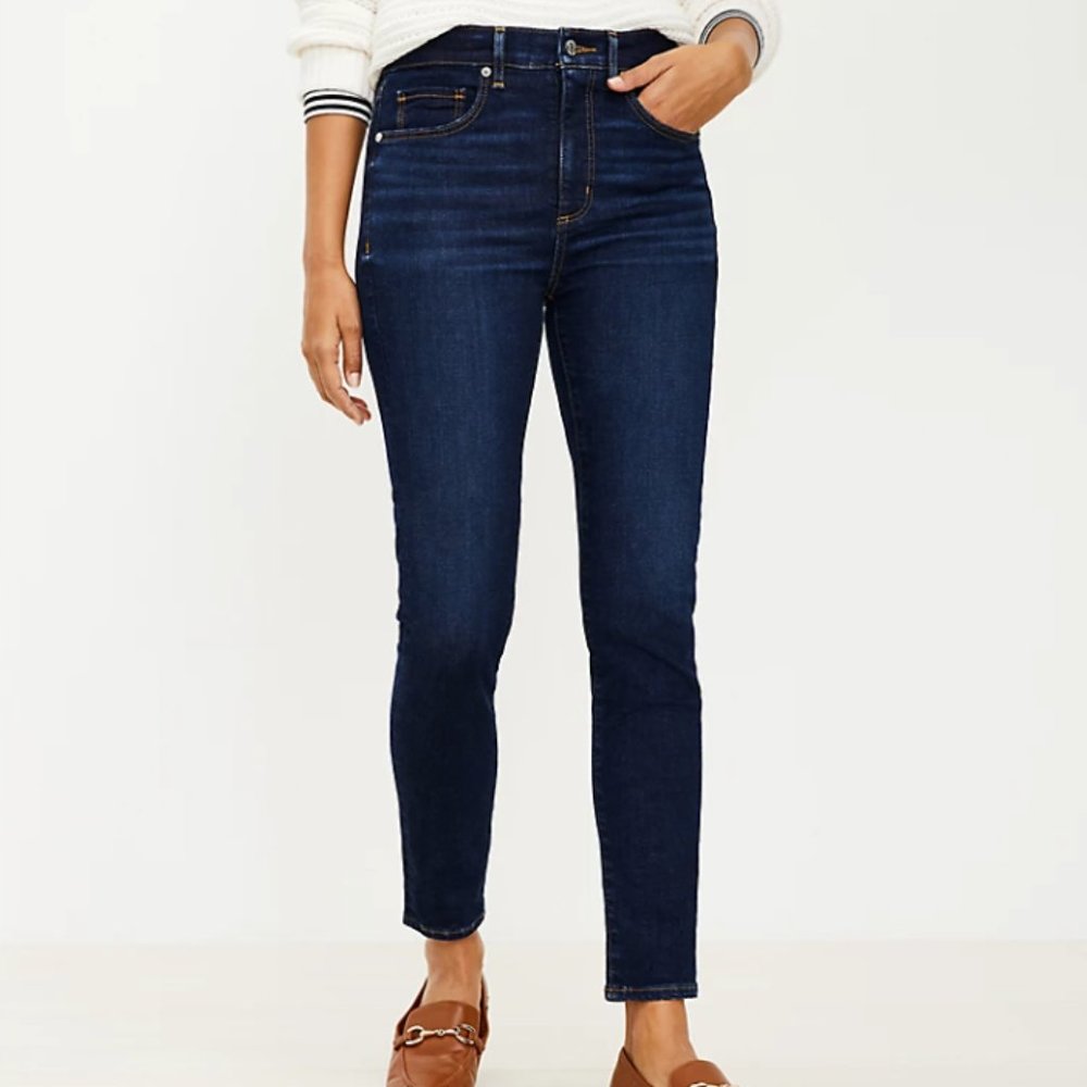 LOFT Petite High Rise Skinny Jeans In Classic Dark Indigo Wash size 26/2